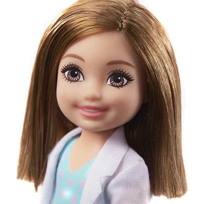Barbie Chelsea Can Be Playset with Brunette Chelsea Doctor Doll (6-in/15.24-cm), Clipboard, EKG Reader, Band-aid Stickers,2 Medical Tools, Teddy Bear, Great Gift for Kids 3-12 Years