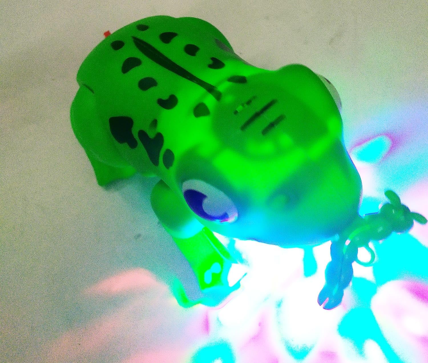 Braintastic Little Hungry Jumping Frog Music & Light Effects Imitates Frog Voice and Walking Multicolor Toys for Kids